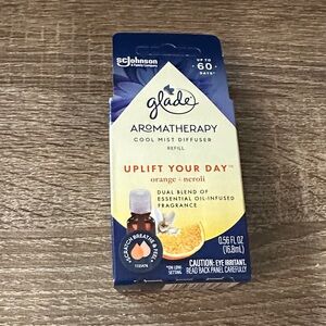 Glade Aromatherapy Uplift Your Day Refill - Orange and Blue